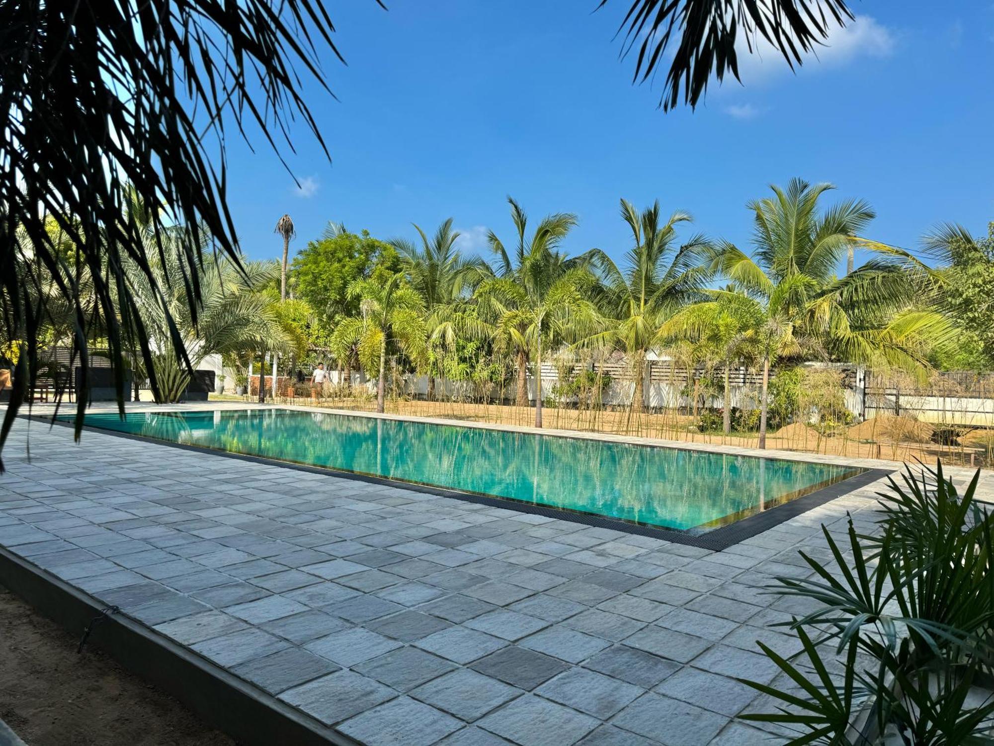 The Reef Resort Nilaveli Exterior photo